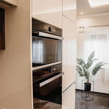 Luxury Wellness Ii. * Balatonboglár