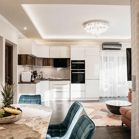 Luxury Wellness Ii. Villa *